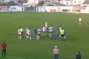 Κόλλησαν στο μηδέν... (φώτος)