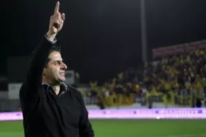 ΠΡΩΤΑΘΛΗΤΗΣ και ΠΕΡΗΦΑΝΟΣ