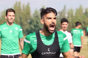 ΚΛΙΚΣ... απ' το "Ηλίας Πούλλος"