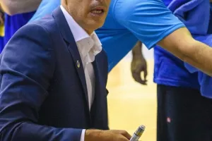 Φώτος από το ντεμπούτο Νικόλα