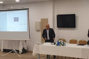 Η Γ.Σ της Ανόρθωσης... (φώτος)