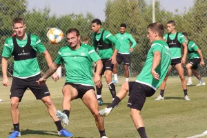 (ΦΩΤΟΡΕΠΟΡΤΑΖ) Η πρωινή της Ομόνοιας ενόψει ΑΕΛ