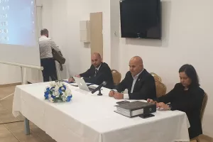 Η Γ.Σ της Ανόρθωσης... (φώτος)