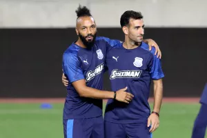 ΑΝΤΩΝΙΑΔΗΣ για Ρόκα και ατάκα για Δώνη
