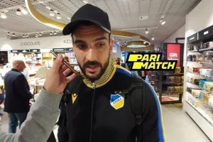 ΜΕΡΚΗΣ: "Θέλω να συνεχίσω και του χρόνου, έχω δεθεί με το ΑΠΟΕΛ"
