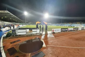 Έλεγχος UEFA για το γρασίδι (φώτος)