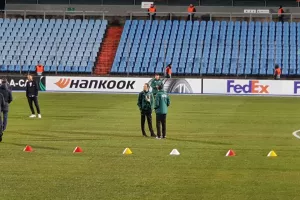 (ΦΩΤΟΣ) Ο Rocchi εξέτασε τον αγωνιστικό χώρο!