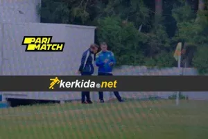 ΦΩΤΟΣ/Ο Νεκτάριος με τα... γαλαζοκίτρινα