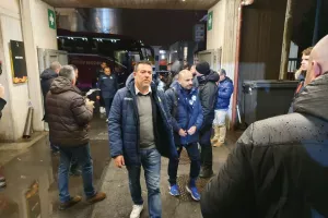 (ΦΩΤΟΣ/ΑΠΟΕΛ) Άφιξη στο γήπεδο 