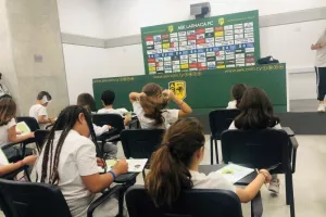 Παιδάκια στην ΑΡΕΝΑ 