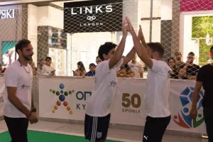 Ένωσαν δυνάμεις σε αγώνα με πολλά μηνύματα (φώτος)