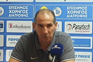 ΕΓΚΩΜΙΤΗΣ/"Κεφάλια πάνω, δουλειά και θα συνεχίσουμε..."