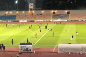 Έπλασαν... κουλουράκια στο ΜΑΚ (φώτος)