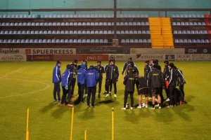 (ΦΩΤΟΣ/ΒΙΝΤΕΟ ΑΠΟΕΛ) Προπόνηση στο Stade Jos Nosbaum 