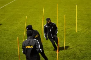 (ΦΩΤΟΣ/ΒΙΝΤΕΟ ΑΠΟΕΛ) Προπόνηση στο Stade Jos Nosbaum 
