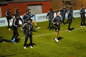 (ΦΩΤΟΣ/ΒΙΝΤΕΟ ΑΠΟΕΛ) Προπόνηση στο Stade Jos Nosbaum 