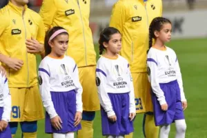 ΑΝΑΤΡΟΠΗ στο 88' και... ΦΟΥΛ για πρόκριση! (Φώτος)