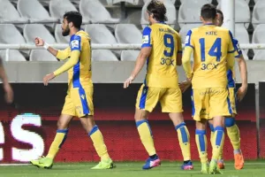 ΤΡΙΑΡΑ στην Πάφο και "πετάει" για την πρόκριση... (φώτος)