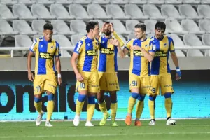ΤΡΙΑΡΑ στην Πάφο και "πετάει" για την πρόκριση... (φώτος)