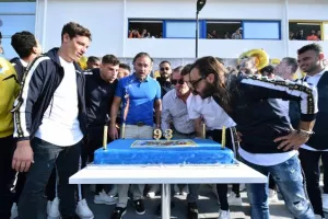 93 ΦΩΤΟΣ/ΑΠΟΕΛ...