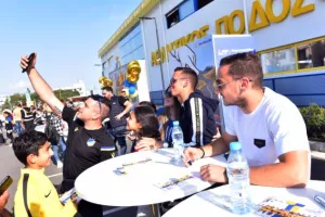 Eπιτυχημένο... APOEL FanDay 2019 (φώτος)