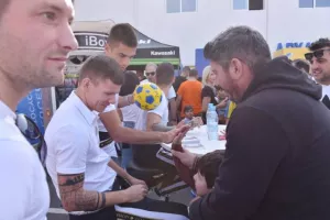 Eπιτυχημένο... APOEL FanDay 2019 (φώτος)