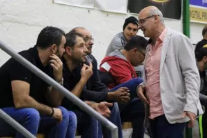 Έκπληξη στην Δερύνεια!