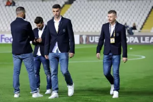 ΑΝΑΤΡΟΠΗ στο 88' και... ΦΟΥΛ για πρόκριση! (Φώτος)