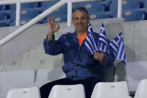 ΑΝΑΤΡΟΠΗ στο 88' και... ΦΟΥΛ για πρόκριση! (Φώτος)