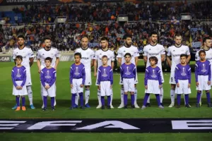 ΑΝΑΤΡΟΠΗ στο 88' και... ΦΟΥΛ για πρόκριση! (Φώτος)