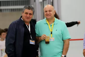 ΣΩΣΤΗ κίνηση από Καραβίδα