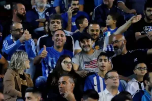 (ΦΩΤΟΡΕΠΟΡΤΑΖ) Ο κόσμος στο Αμμόχωστος 