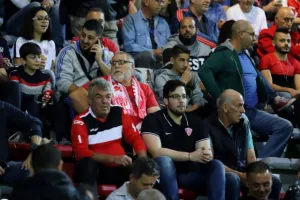 (ΦΩΤΟΡΕΠΟΡΤΑΖ) Ο κόσμος στο Αμμόχωστος 