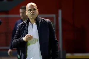 Ντέρμπι με τα όλα του