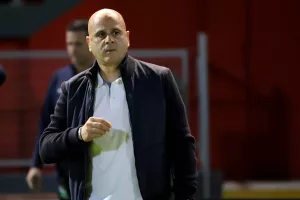 ΚΑΜΙΑ υποτίμηση