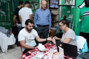 (Φώτος) Στο Fan Club Lakatamias οι παίκτες