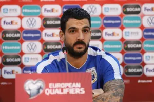 ΣΙΜΟΝ: "Στόχος μία θέση που δεν έχουμε τερματίσει ποτέ"