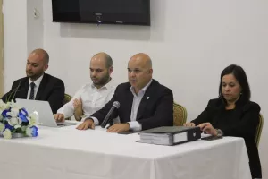 Ανόρθωση/Νέες τάξεις μετοχών-Αύξηση Μ.Κ κατά 8 εκατ. ευρώ