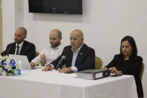 Ανόρθωση/Νέες τάξεις μετοχών-Αύξηση Μ.Κ κατά 8 εκατ. ευρώ