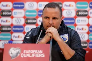 ΣΙΜΟΝ: "Στόχος μία θέση που δεν έχουμε τερματίσει ποτέ"