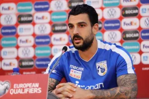 ΣΙΜΟΝ: "Στόχος μία θέση που δεν έχουμε τερματίσει ποτέ"