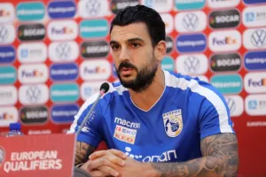 ΣΙΜΟΝ: "Στόχος μία θέση που δεν έχουμε τερματίσει ποτέ"