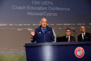 Το Kerkida στο Εκπαιδευτικό Σεμινάριο Προπονητών της UEFA (φώτος)