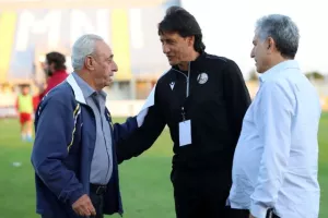 ΕΠΙΤΕΛΟΥΣ... Απόλλων με ΤΡΙΑΡΑ στο Τάσος Μάρκου! (φώτος)