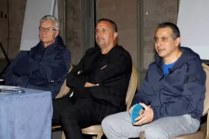 ΣΙΜΟΝ: "Η Κύπρος μπορεί να προκριθεί σε μία τελική φάση διοργάνωσης"