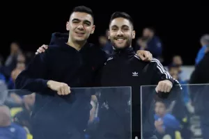 Κυρία... μόνη στην κορυφή με δυο γκολάρες! (φώτος)