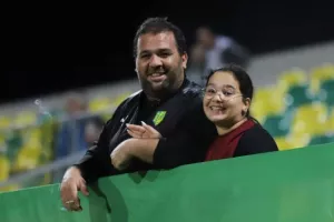 Κυρία... μόνη στην κορυφή με δυο γκολάρες! (φώτος)