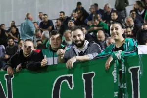 ΝΙΚΕΣ=χαμόγελα