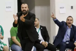 Νικηφόρο πέρασμα της ΠΕΤΡΟΛΙΝΑ ΑΕΚ απέναντι στην Ομόνοια (φώτος)