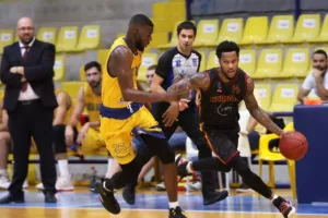 Πέρασε νικηφόρα από τη Λεμεσό (φώτος)